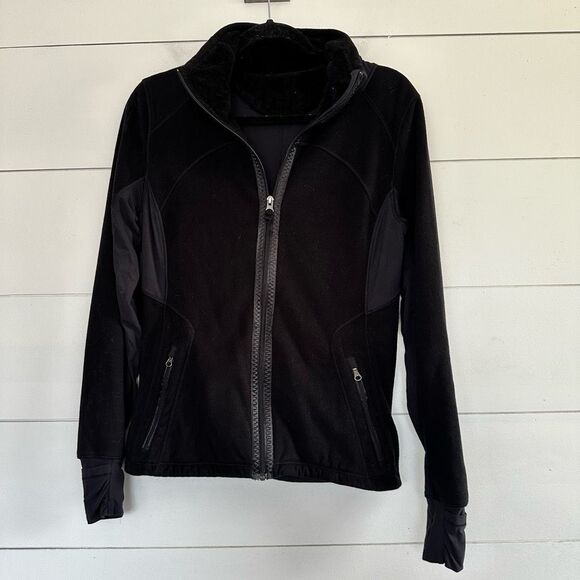 Lululemon Women’s 8 Black Sherpa Faux Fur Zip Up Jacket - Picture 1 of 5